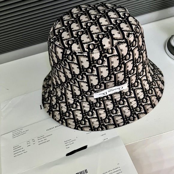Authentic Dior Reversible Teddy-D Small Brim Bucket Hat - Picture 2 of 8